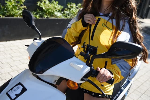 Ile można zarobić jako kurier? Sprawdź, co wpływa na wynagrodzenie