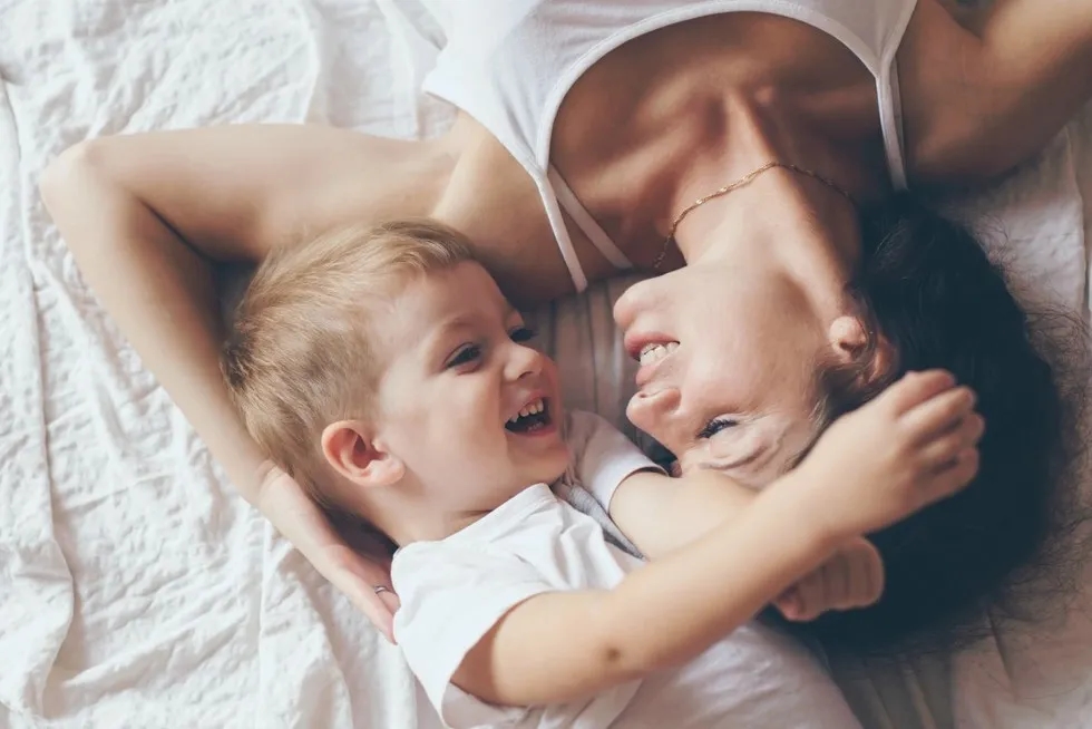 Ile można zarobić na wychowawczym? Sprawdź pensje i zasiłki