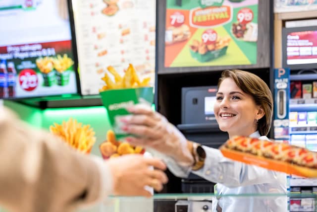 Żabka franczyza ile można zarobić? Poznaj realne zarobki i koszty